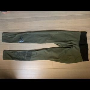 Alma Tights Olive Leo